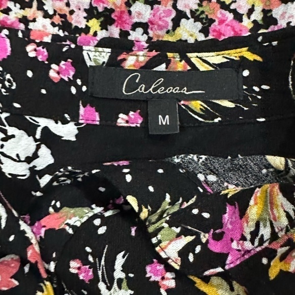 Calessa Black Floral Button up Blouse, EUC! - Picture 6 of 8